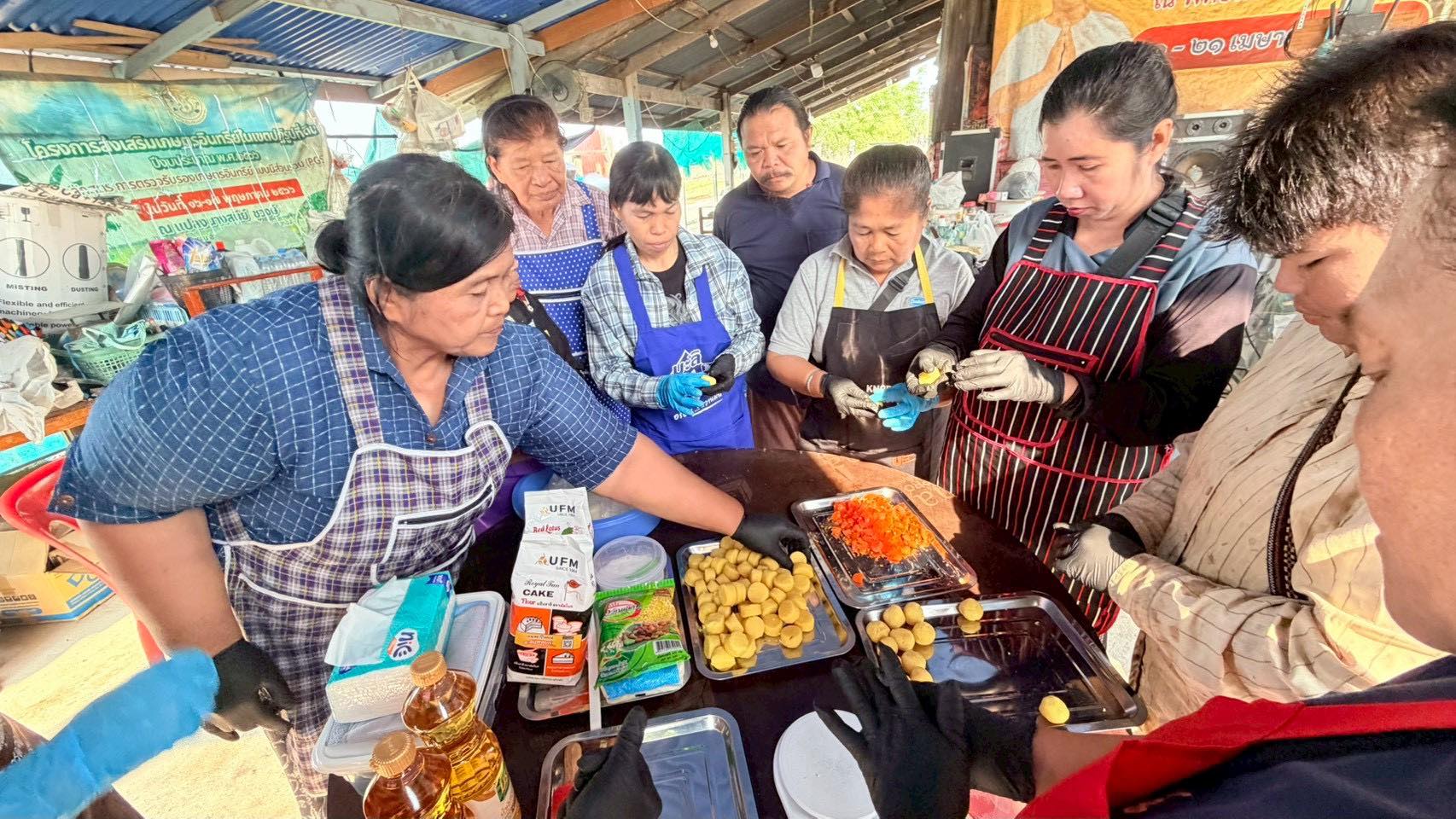 title - ส.ป.ก.อ่างทอง จัดฝึกอบรมโครงการพัฒนาธุรกิจชุมชน กิจกรรมพัฒนาธุรกิจชุมชนในเขตปฏิรูปที่ดินจังหวัดอ่างทอง ประจำปีงบประมาณ พ.ศ. 2569 และประชาสัมพันธ์งดการเผาในพื้นที่เกษตรกร